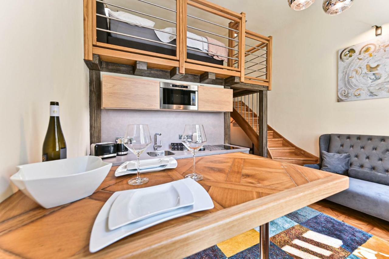 Apartment Nebovidy II - Air Conditioning - Historic City Center Prag Eksteriør billede
