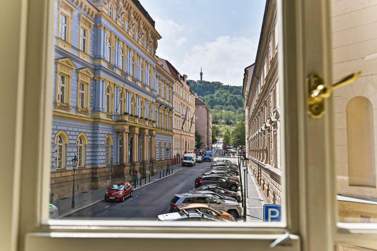 Apartment Nebovidy II - Air Conditioning - Historic City Center Prag Eksteriør billede